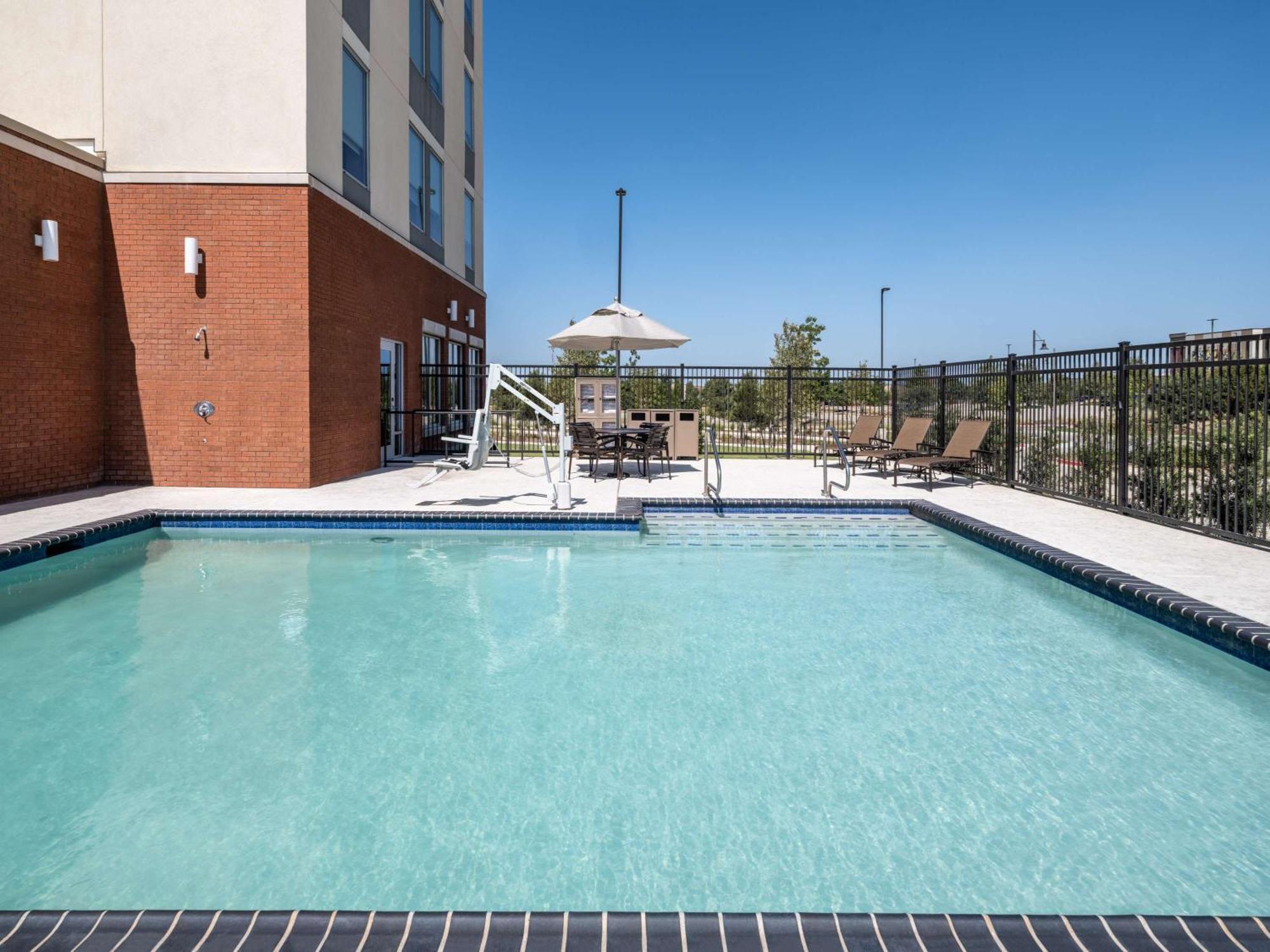 Hyatt Place Fort Worth-Alliance Town Center Exterior photo
