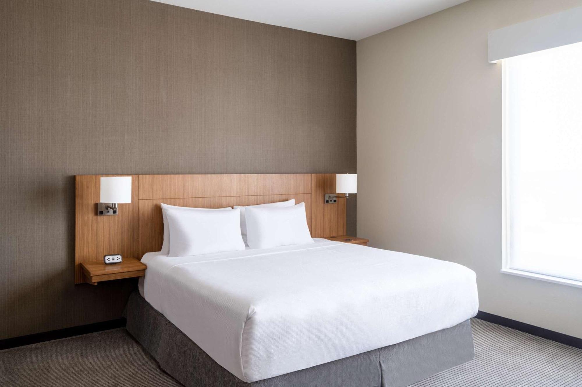 Hyatt Place Fort Worth-Alliance Town Center Exterior photo